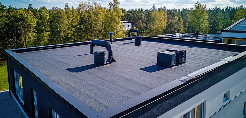 Professional Flat Roof Replacement Services in Arlington Heights, IL